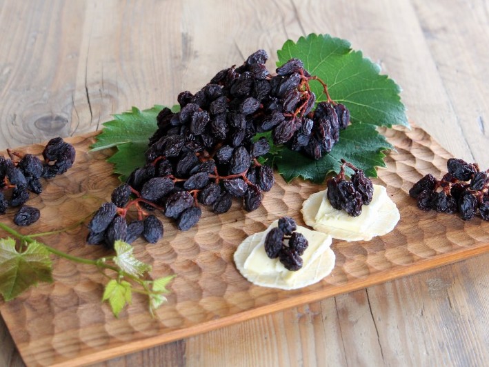 枝付き干しぶどう（チリ産）